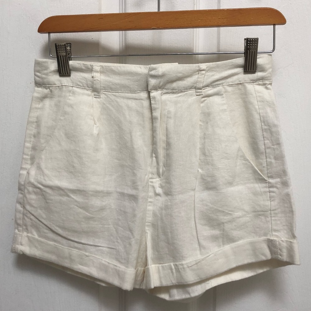 White summer shorts from Forever 21